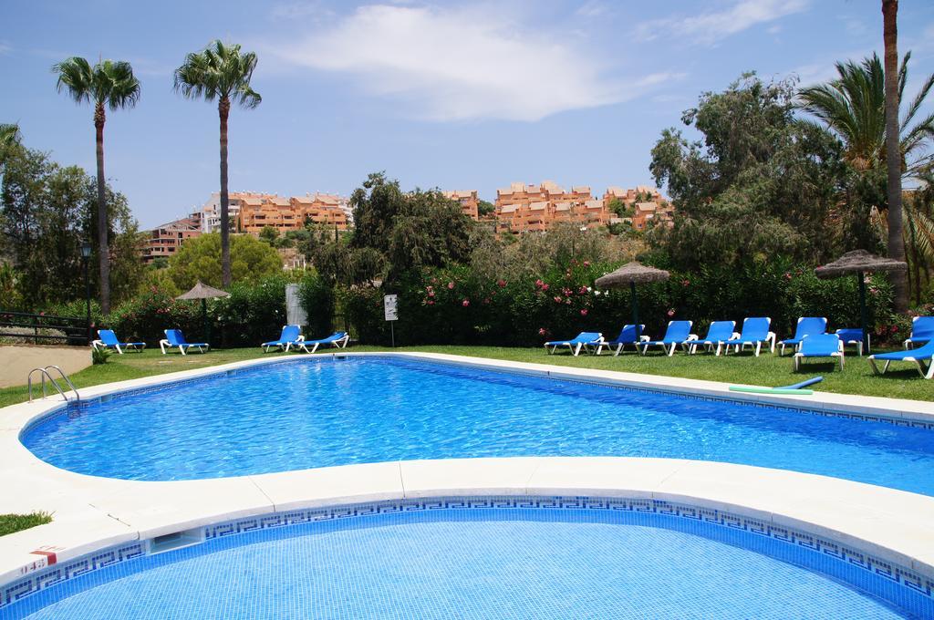 Elviria Apartment Марбелья Номер фото
